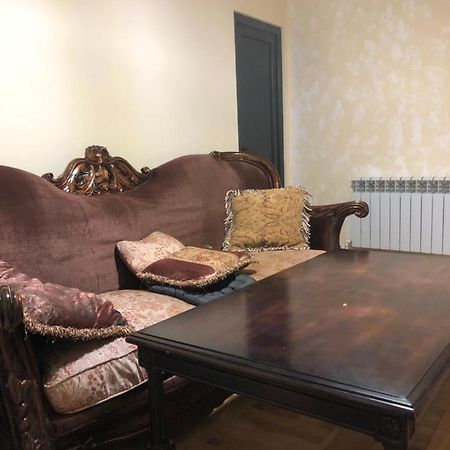 Villa Next To Victory Park Yerevan Luaran gambar