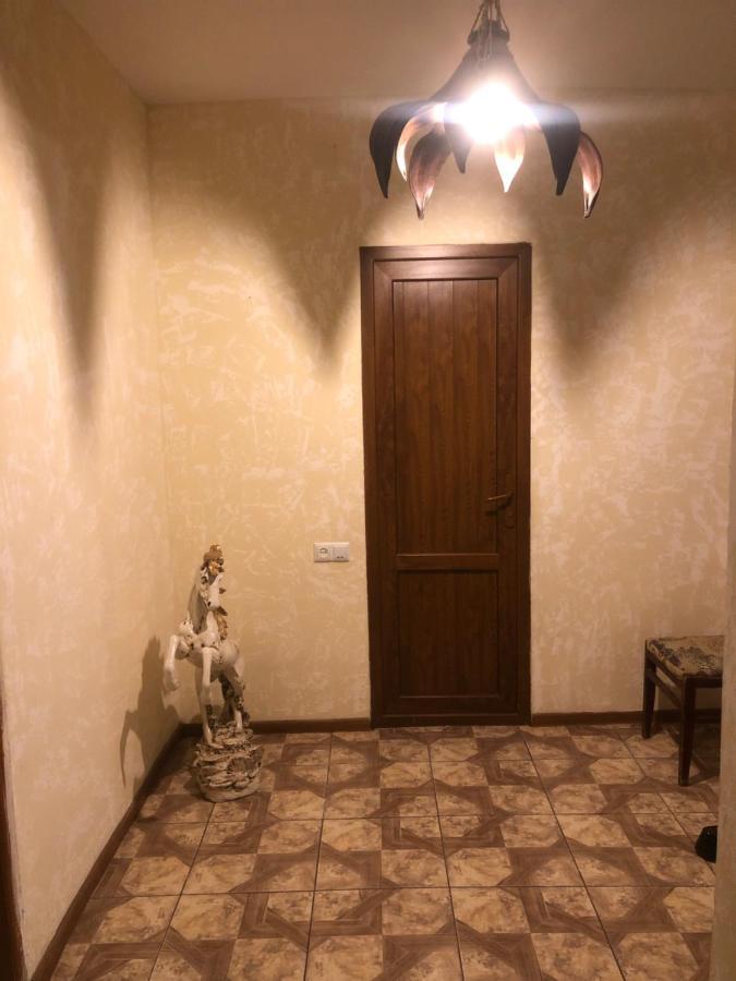 Villa Next To Victory Park Yerevan Luaran gambar