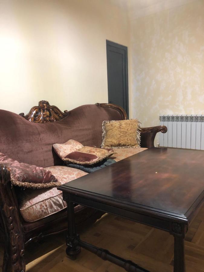 Villa Next To Victory Park Yerevan Luaran gambar